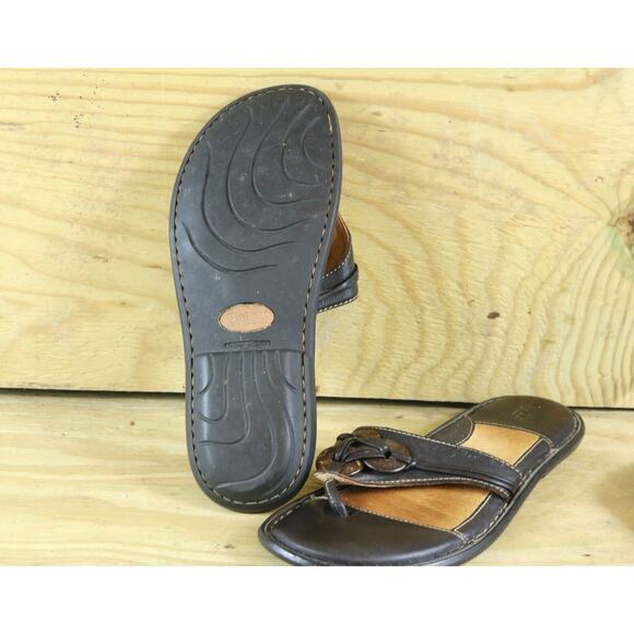 Born 39 Handcrafted Women's Sz 8 Brown 3 Button Leather Thong Toe Slide Sandals - Picture 4 of 5